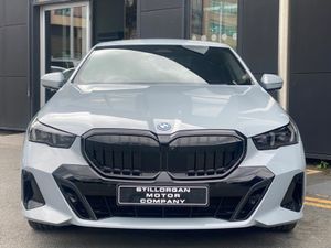 BMW 5-Series 530e M-Sport Pro Auto (PHEV) - Image 2