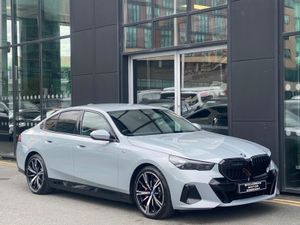 BMW 5-Series 530e M-Sport Pro Auto (PHEV) - Image 3