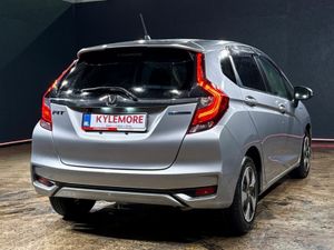Honda Fit HYBRID 1.5L AUTOMATIC - CRUISE CONTROL - - Image 4