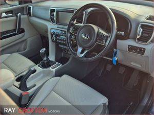 Kia Sportage 1.7 Platinum S - Image 3