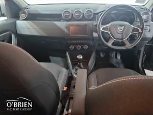 Dacia Duster Blue dCi 115 Comfort - Image 2