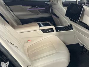 🇮🇪BMW 745LE  3.0 Xdrive rare Executive Lounge ‼️ - Image 3