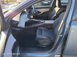 Peugeot 3008 ALLURE MHEV 136  EX DEMO - Image 2