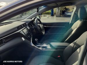 Toyota Camry G 2.5 HYBRID AUTOMATIC - Image 4