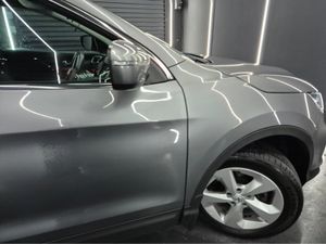 Nissan Qashqai 1.3 SV DCT MY19 PET AUTO 4DR - Image 3