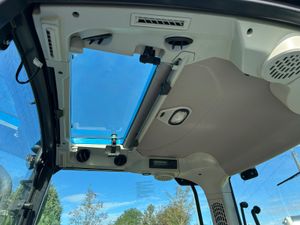 2022 Landini 5-085 with Loader - Image 2