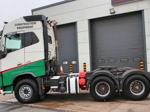 2017 (17) VOLVO FH16 750 6X4 TRACTOR UNIT (EURO 6) - Image 4
