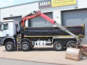 2018 (18) MERCEDES-BENZ 8X4 TIPPER GRAB (EURO 6) - Image 4