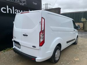 Ford Transit Custom 2.0 Tdci 130 PS LWB Trend - Image 3