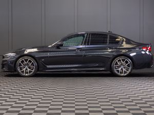 212 BMW 5-Series 520d M-Sport - Image 3