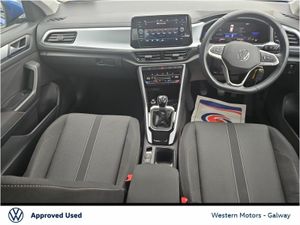 Volkswagen T-Roc 1.0 TSI 110HP "Life" + Rear camer - Image 2
