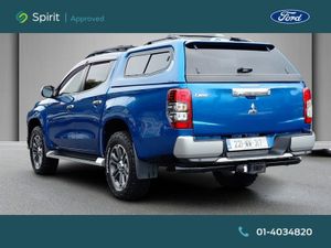 Mitsubishi L 200 L200 Instyle 6AT 4DR Auto Call J - Image 3