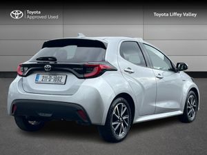 Toyota Yaris YARIS HYB L/SPORT MONO - Image 2