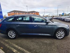 SKODA SUPERB 2.0TDI AMBITION ESTATE 150BHP - Image 4