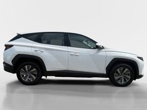 Hyundai Tucson 2WD Comfort Plus HEV Auto - Image 2