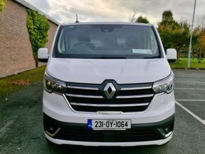 Renault Trafic 150BHP SPORT PRICE INCLUDES VAT - Image 4