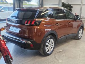 18 PEUGEOT 3008 1.6 DIESEL ACTIV - Image 2
