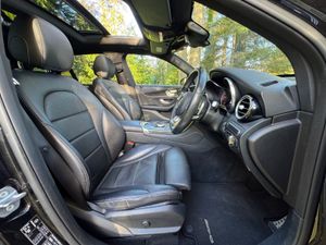 GLC220 AMG PREMIUM 4-MATIC - Image 4