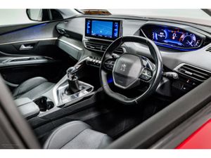 Peugeot 5008 Allure 1.5 Diesel 130HP - 7 Seats - Image 2