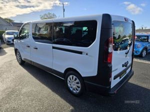 Vauxhall Vivaro 2900 Combi LWB Euro 6 - Image 3