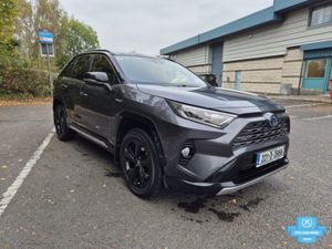 Toyota RAV4 /2022/2.5 PETROL HYBRID SPORT /AUTO - Image 3