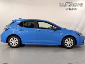Toyota Corolla 1.8 Hybrid  low Mileage - Image 2