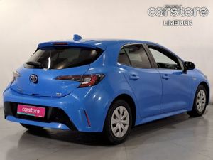 Toyota Corolla 1.8 Hybrid  low Mileage - Image 3
