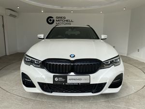 BMW 3-Series 2020 - Image 2