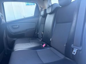2015 TOYOTA YARIS HYBRID FSH 1 OWNER - Image 2