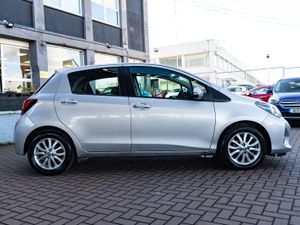 Toyota Yaris 1.0 SOL 5DR HATCHBACK  // ONLY 91,000 - Image 2