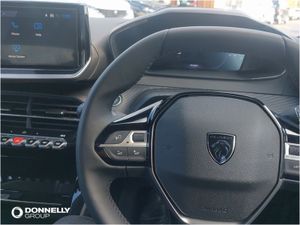 Peugeot 208 Hatchback Allure - Image 4