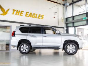 Toyota Land Cruiser LWB C COMMERCIAL 4DR - Image 3