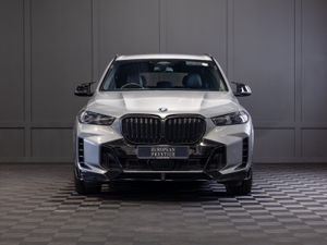 232 BMW X5 X-Drive 50e M-Sport - Image 2