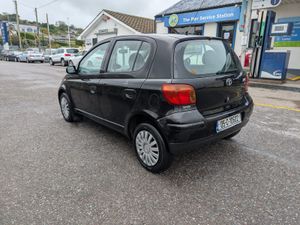 Toyota Yaris 2005 - Image 3