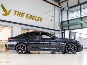 BMW 5-Series 2022 - Image 3