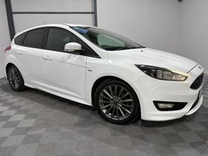 17 Ford Focus St-Line 1.5 TDCi 120 Bhp Auto - Image 2