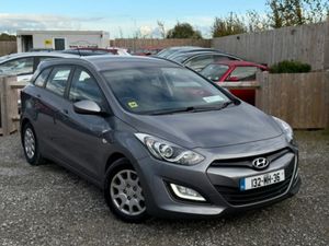 Hyundai i30 Tourer Classic 4DR *1 Owner Irish Car* - Image 3