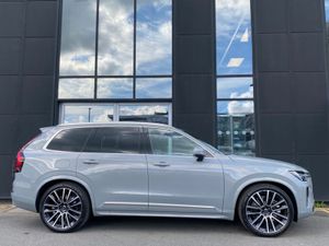 Volvo XC90 T8 Ultra AWD Auto (PHEV) - Image 4