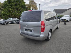 Hyundai i800 SE Nav - Image 4