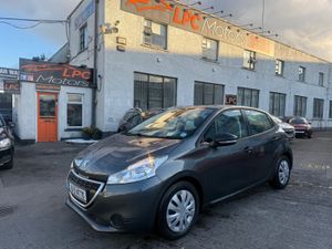 Peugeot 208 2015 Low Mileage - Image 3