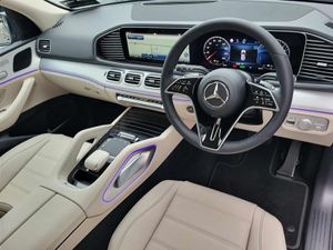 Mercedes-Benz GLE-Class Gle350de AMG Line 4matic - Image 2