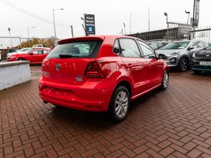 1.0TSI HATCH 5DR AUTOMATIC// - Image 3