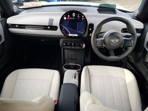 MINI CONVERTIBLE S Exclusive Level 2 - Image 4