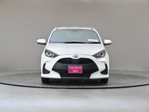 Toyota Yaris 1.0 Auto Petrol  9 android Car Playe - Image 2