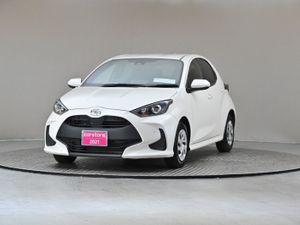Toyota Yaris 1.0 Auto Petrol  9 android Car Playe - Image 3