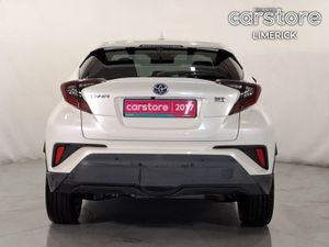 Toyota C-HR 1.8 Hybrid - Image 4
