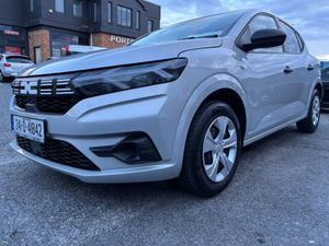 2024 Dacia Sandero TCe 90 Essential - Image 2