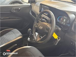Hyundai i10 Hatchback Advance - Image 4