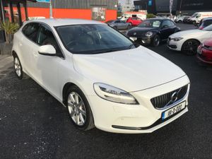 2018 VOLVO V40 D4 AUTOMATIC - Image 4