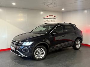 Volkswagen T-Roc LIFE 1.0 TSI MANUAL 6SPEED FWD 11 - Image 2